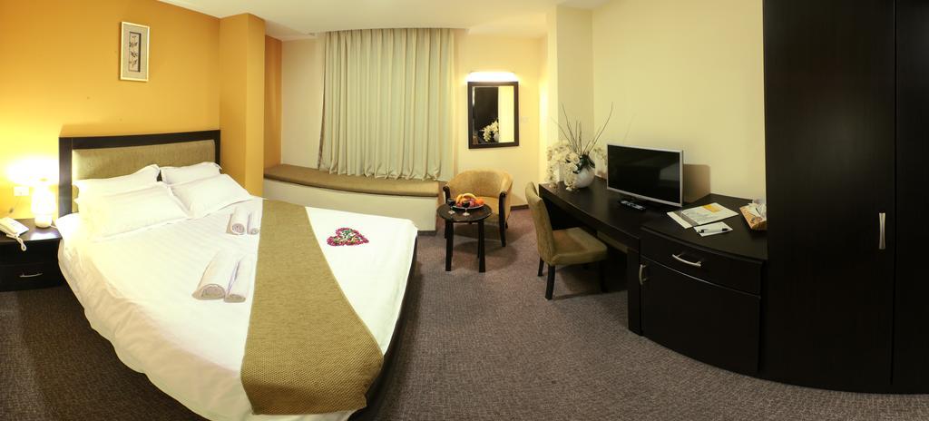 Holy Family Hotel Bethlehem Ngoại thất bức ảnh
